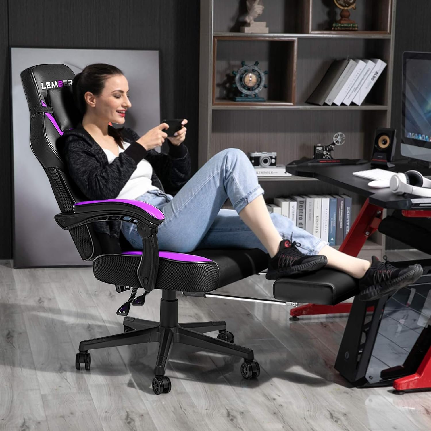 LEMBERI Gaming Chairs with Footrest,Ergonomic Video Game Chairs for Adults,Big and Tall Chair 400lb Weight Capacity, Racing Style Computer Gamer Chair with Headrest and Lumbar Support